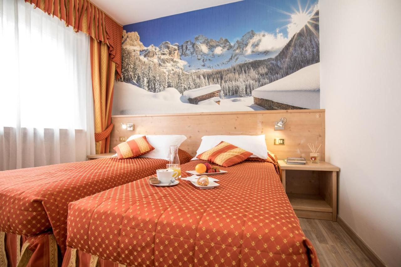 Hotel Touring เปรดัซโซ ภายนอก รูปภาพ