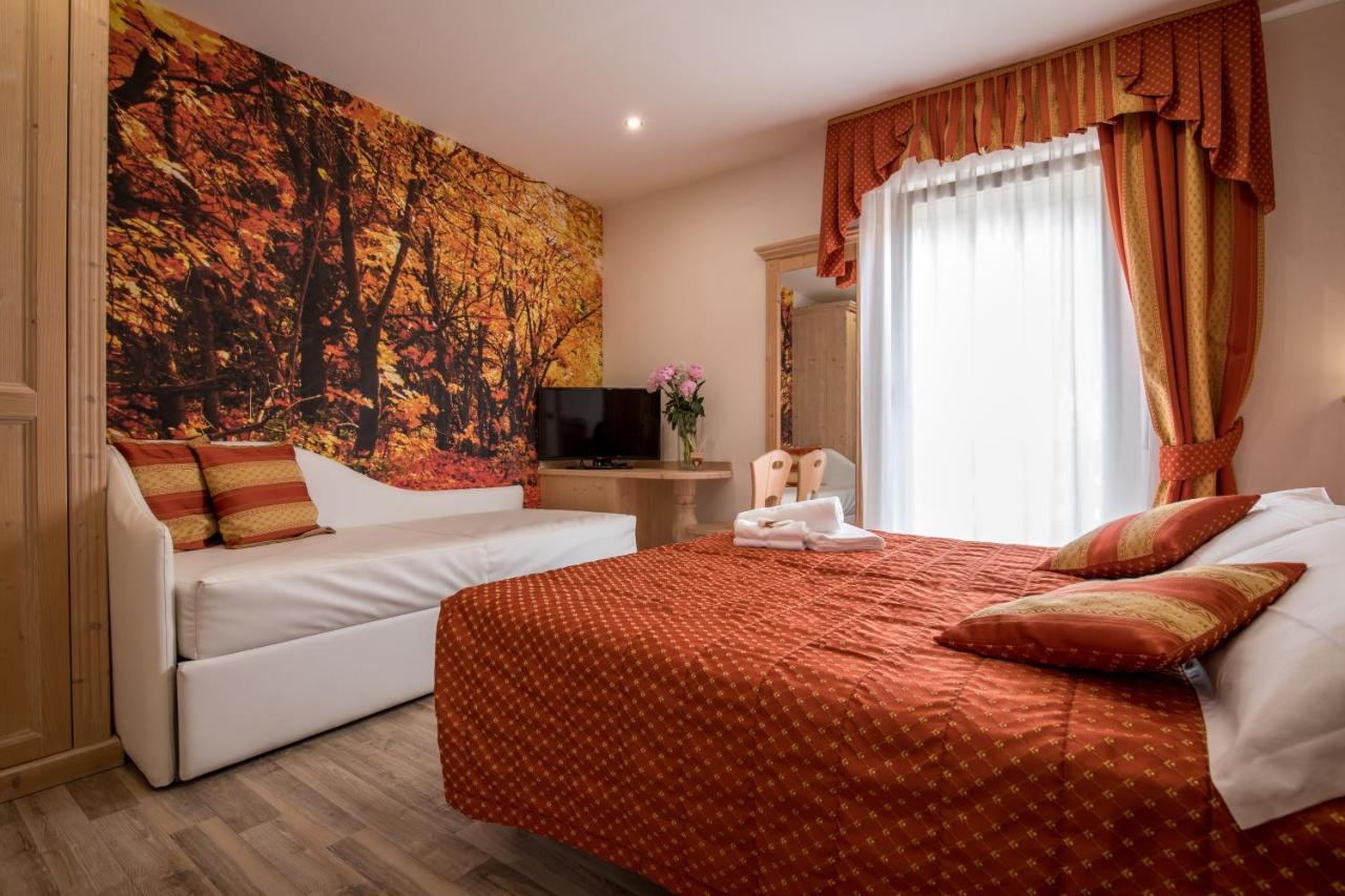 Hotel Touring เปรดัซโซ ภายนอก รูปภาพ