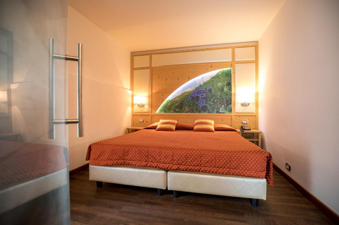 Hotel Touring เปรดัซโซ ภายนอก รูปภาพ
