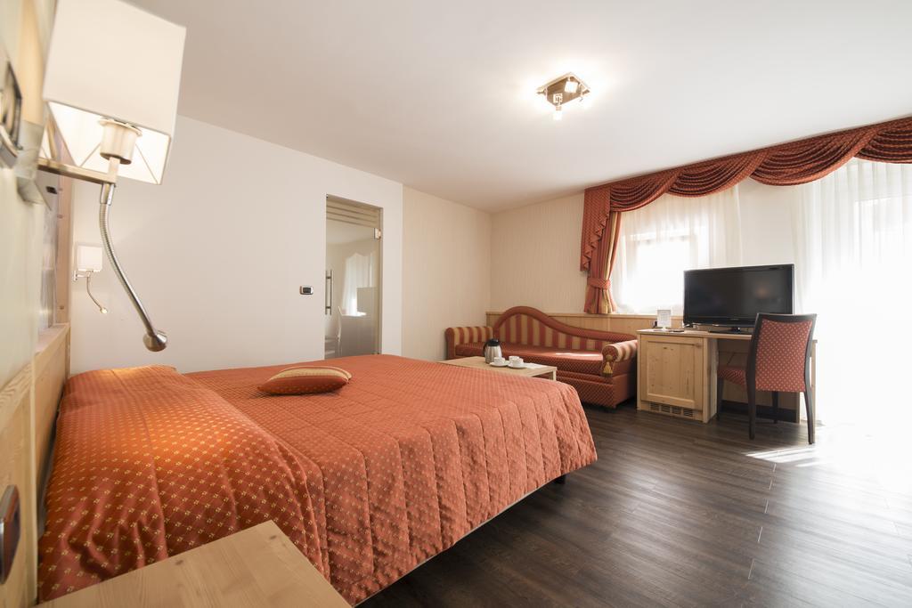Hotel Touring เปรดัซโซ ห้อง รูปภาพ