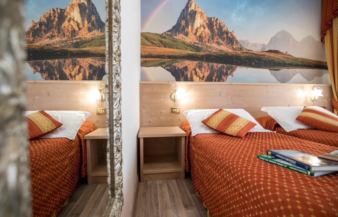 Hotel Touring เปรดัซโซ ภายนอก รูปภาพ